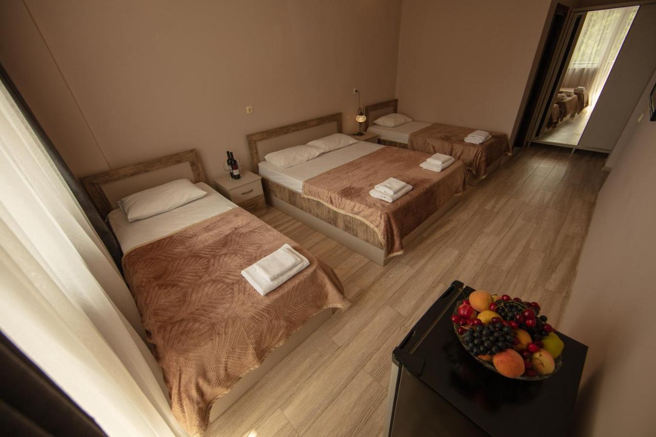 Tamari Hotel Kvariati Bagian luar foto
